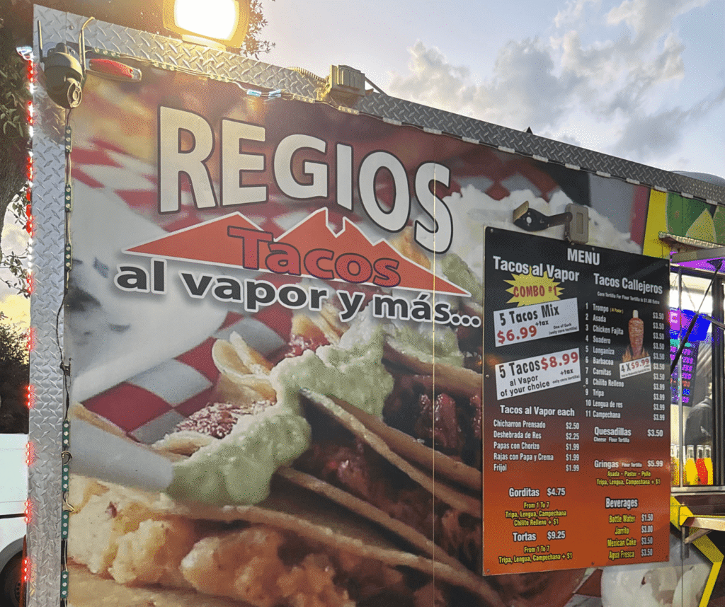 Regios Tacos a Vapor en N Lamar Blvd